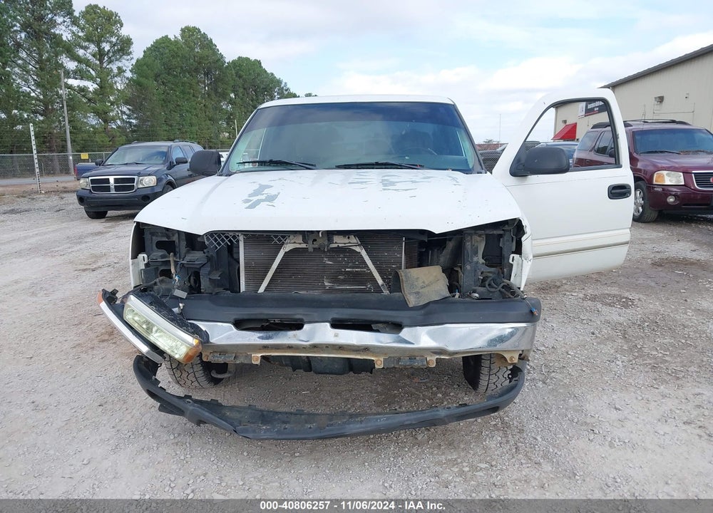 2004 CHEVROLET SILVERADO 1500 LS VIN: 2GCEK19V841106484