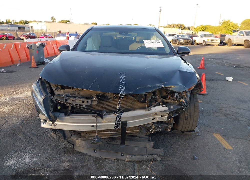 2018 TOYOTA CAMRY SE VIN: JTNB11HK6J3068798