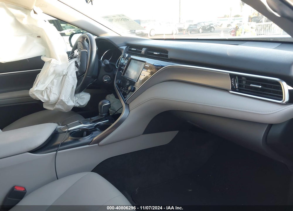 2018 TOYOTA CAMRY SE VIN: JTNB11HK6J3068798