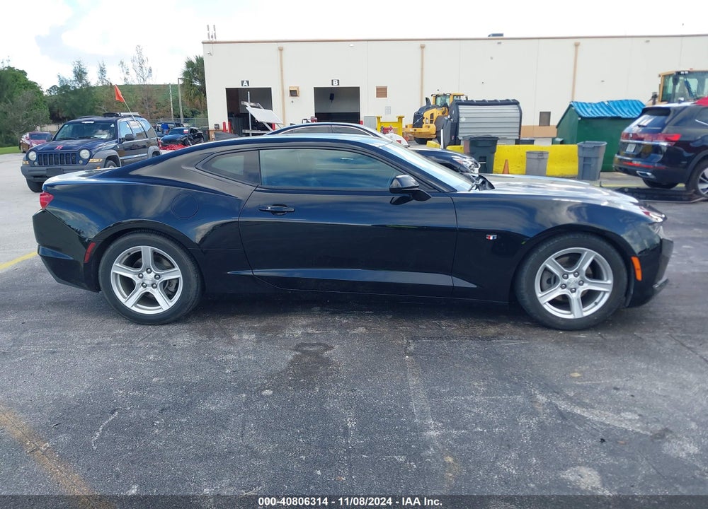 2022 CHEVROLET CAMARO RWD 1LT VIN: 1G1FB1RX8N0118260