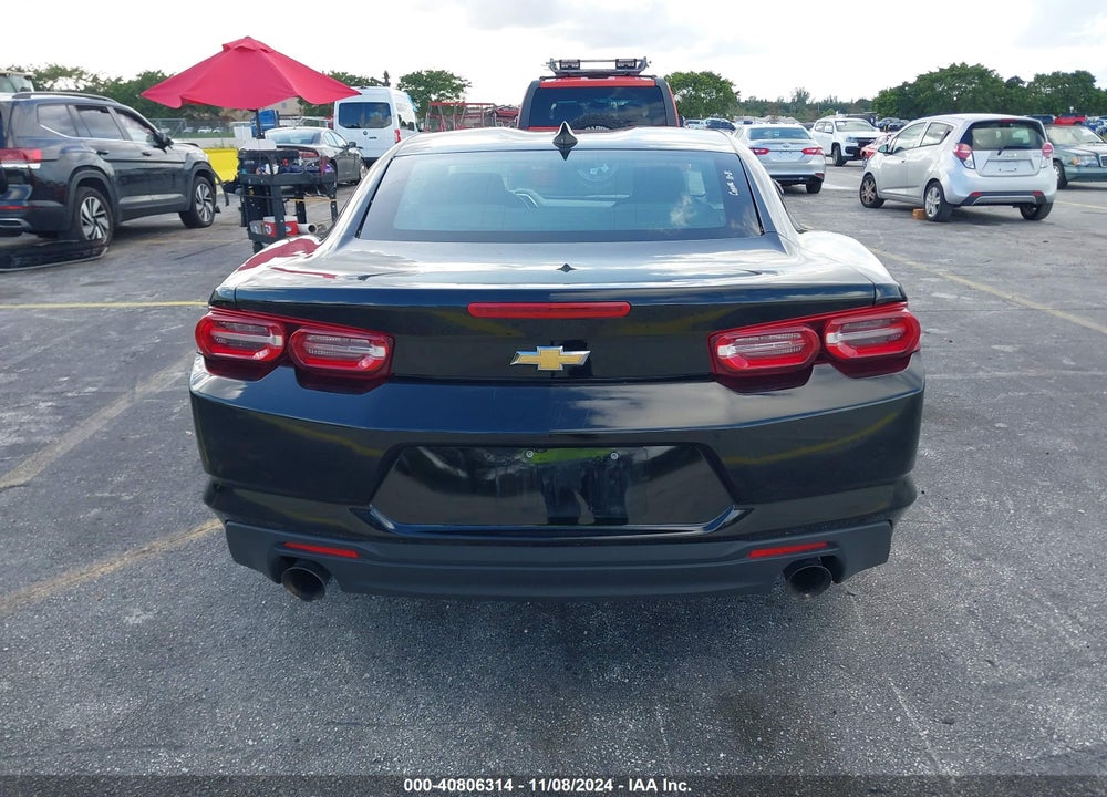 2022 CHEVROLET CAMARO RWD 1LT VIN: 1G1FB1RX8N0118260
