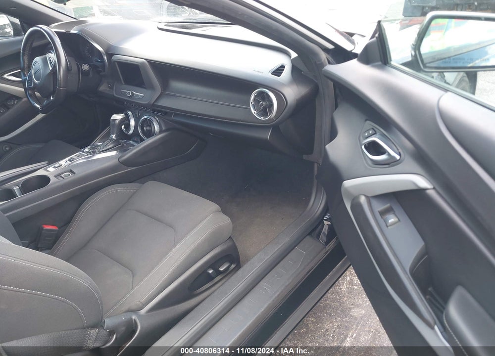 2022 CHEVROLET CAMARO RWD 1LT VIN: 1G1FB1RX8N0118260