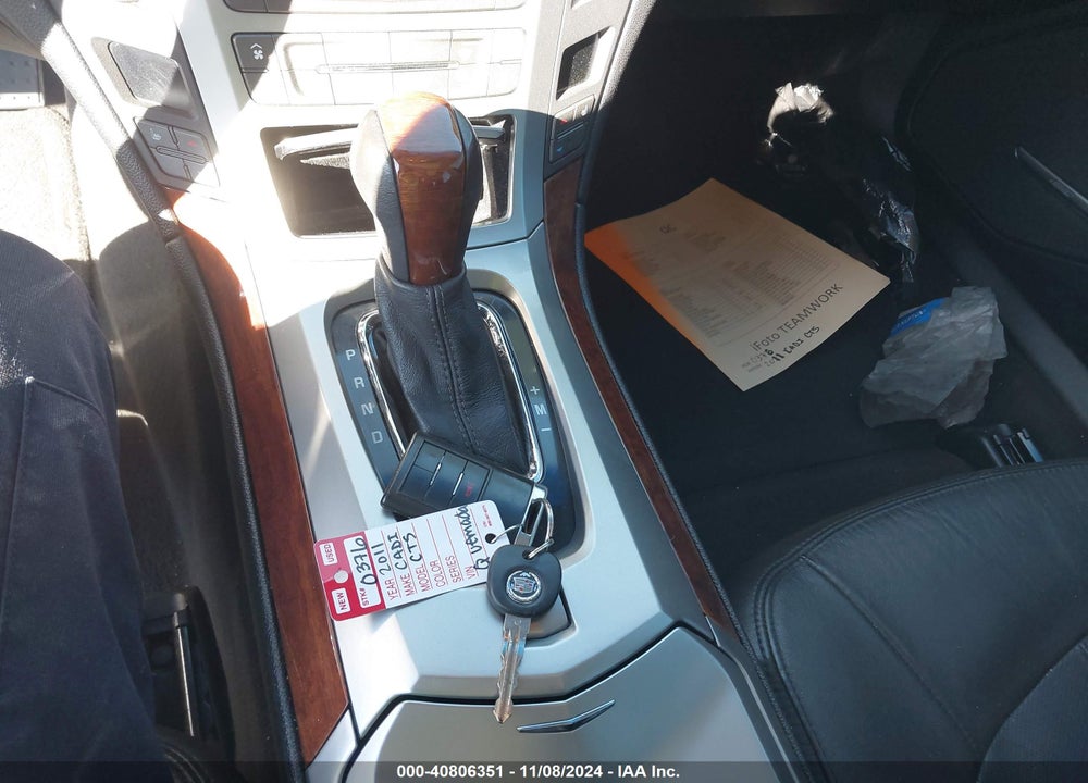 2011 CADILLAC CTS LUXURY VIN: 1G6DE5EY5B0161609