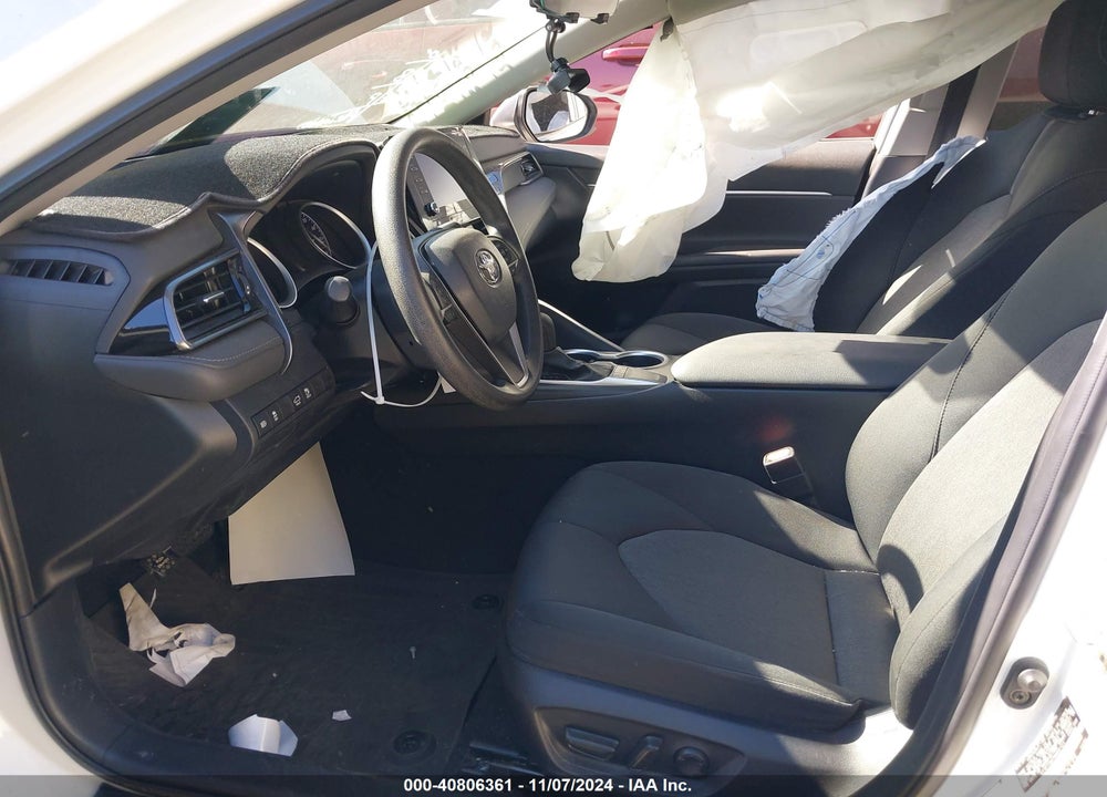 2022 TOYOTA CAMRY LE VIN: 4T1C11AK7NU697131