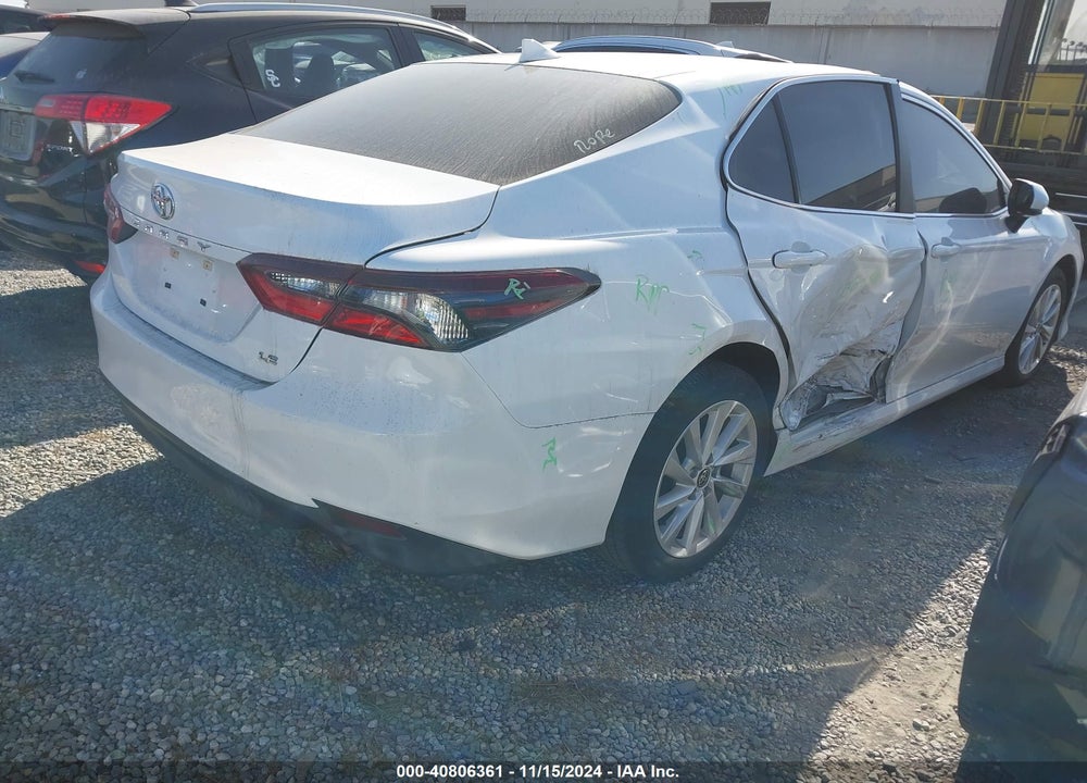 2022 TOYOTA CAMRY LE VIN: 4T1C11AK7NU697131