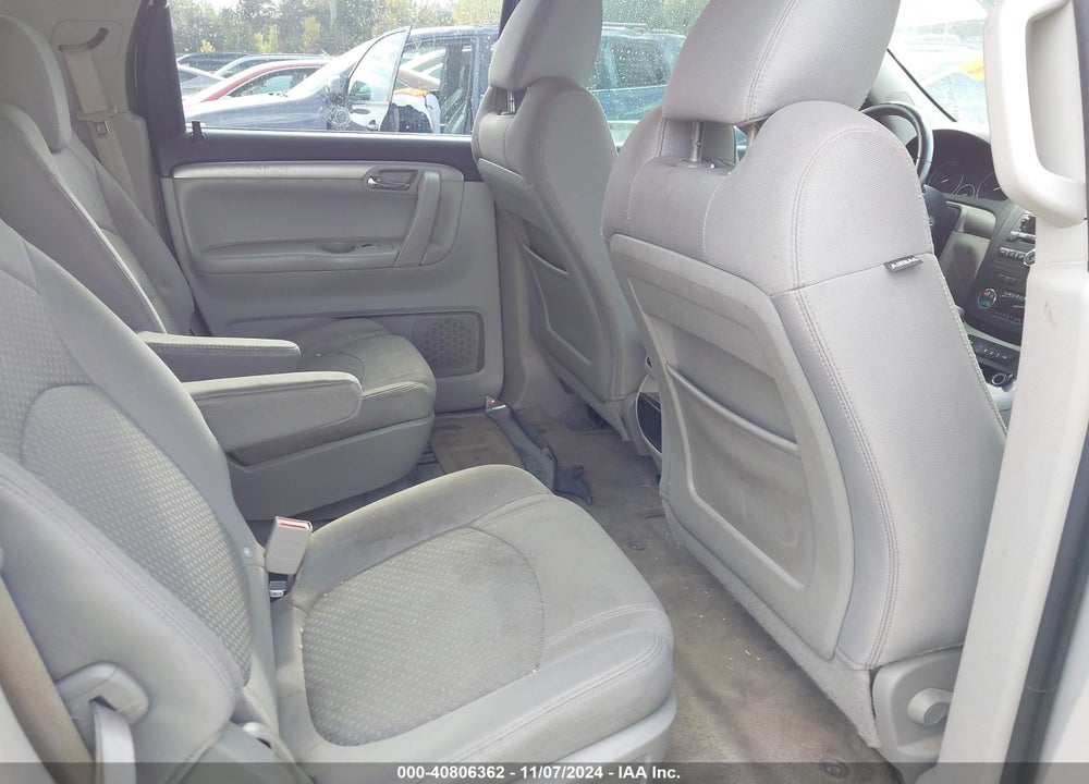 2010 SATURN OUTLOOK XE PREMIUM VIN: 5GZLRUED4AJ132176