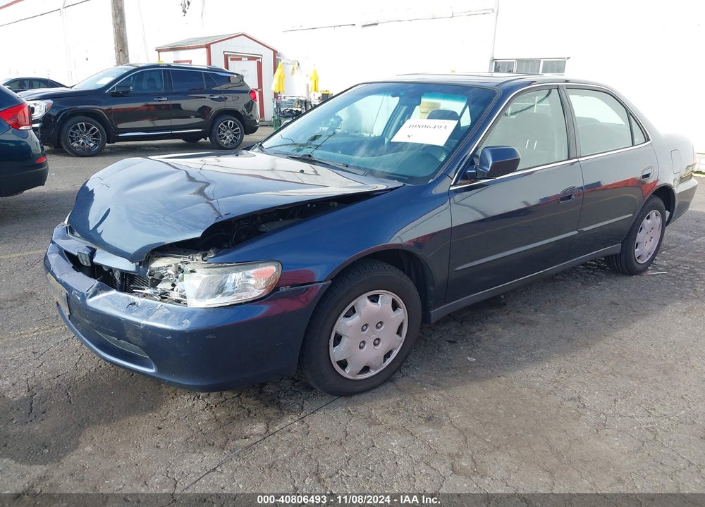 2000 HONDA ACCORD 2.3 LX VIN: JHMCG5647YC030363