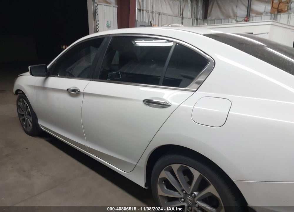 2013 HONDA ACCORD LX VIN: 1HGCR2F34DA168032