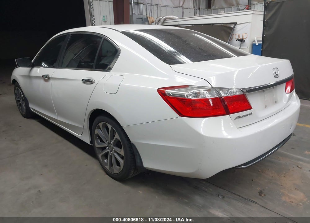 2013 HONDA ACCORD LX VIN: 1HGCR2F34DA168032