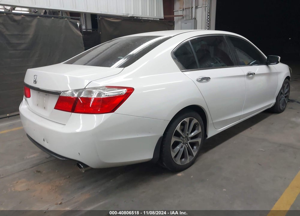 2013 HONDA ACCORD LX VIN: 1HGCR2F34DA168032