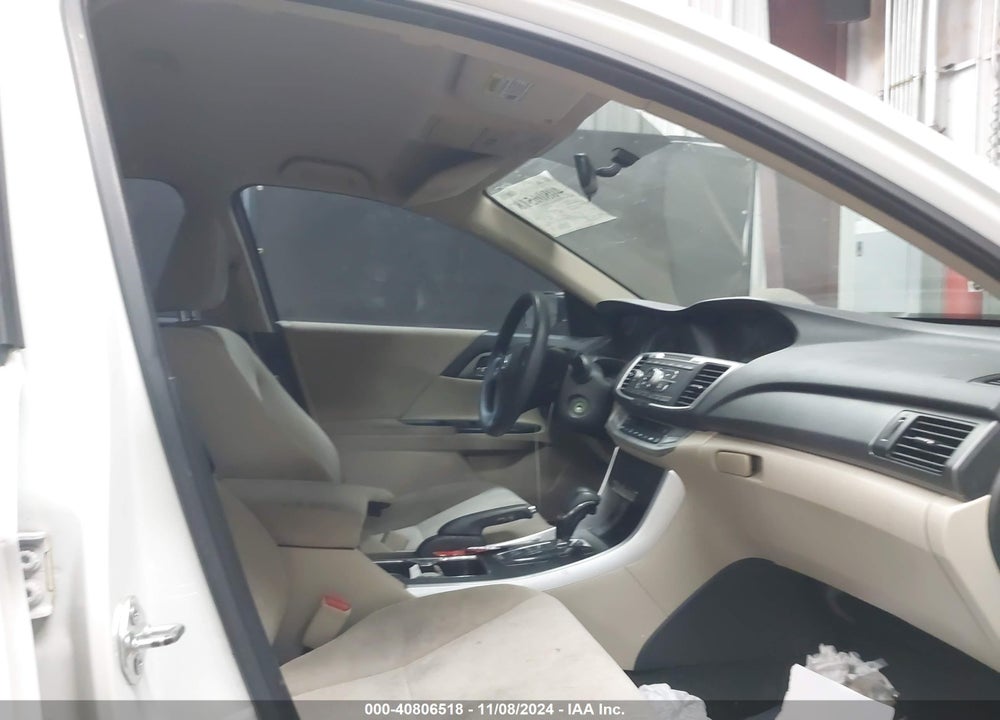 2013 HONDA ACCORD LX VIN: 1HGCR2F34DA168032