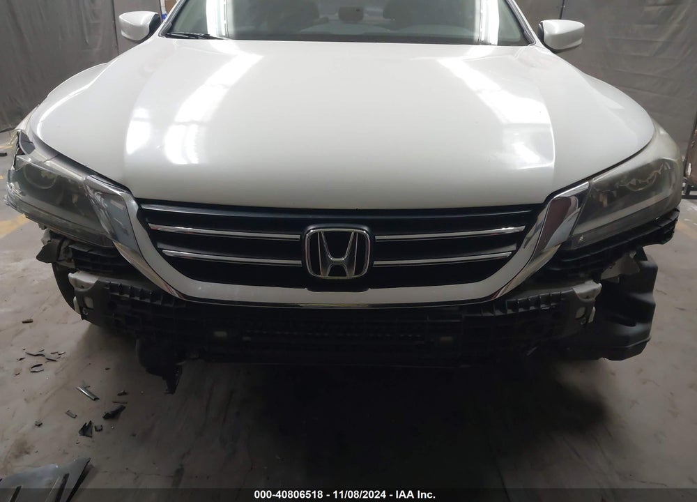 2013 HONDA ACCORD LX VIN: 1HGCR2F34DA168032
