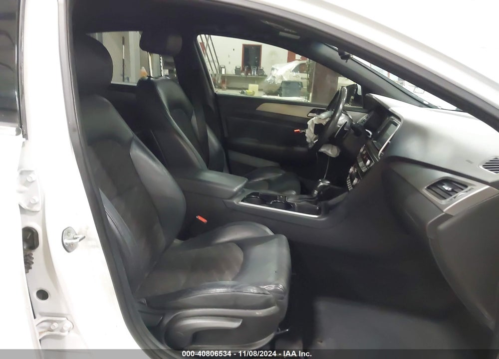 2018 HYUNDAI SONATA VIN: 5NPE34AF7JH614913