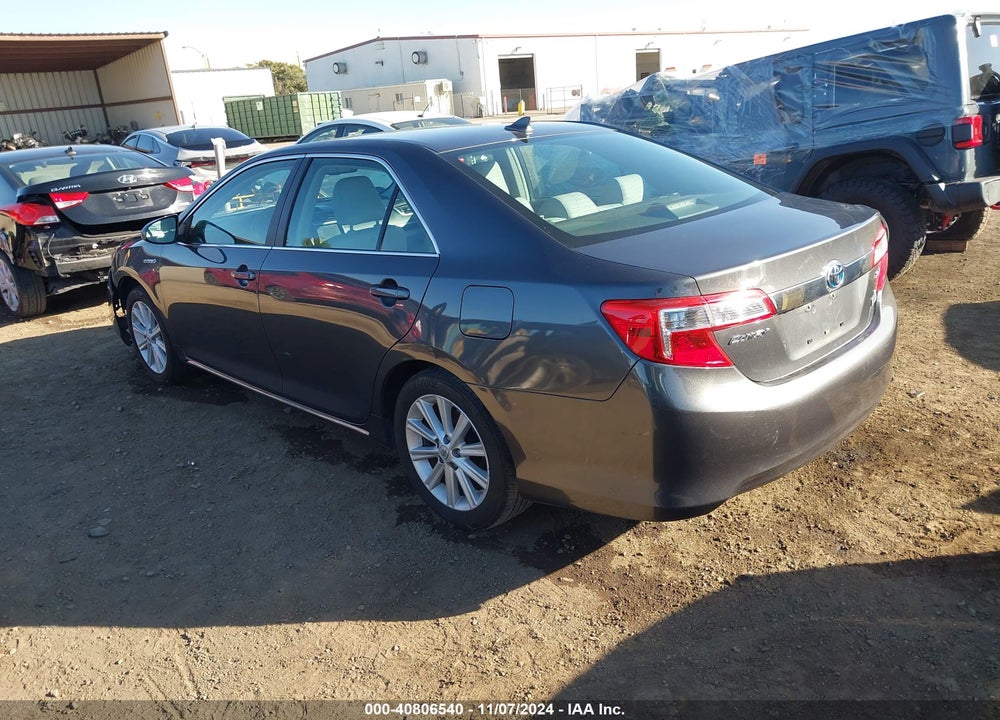 2012 TOYOTA CAMRY HYBRID XLE VIN: 4T1BD1FK1CU057165