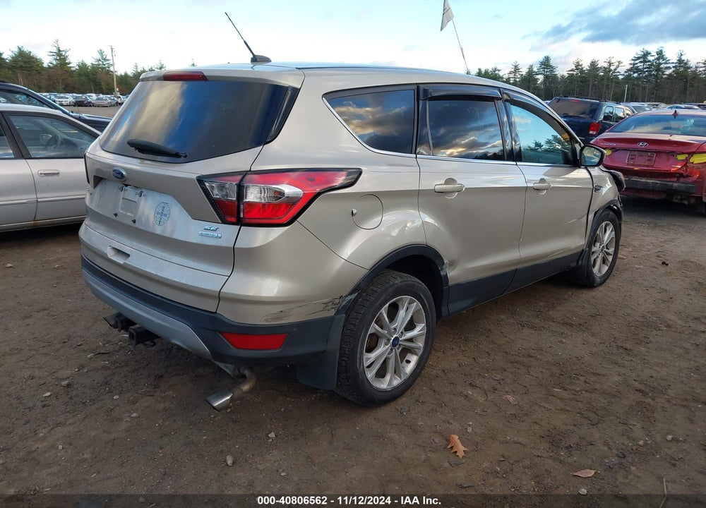 2017 FORD ESCAPE SE VIN: 1FMCU0GD0HUE02207