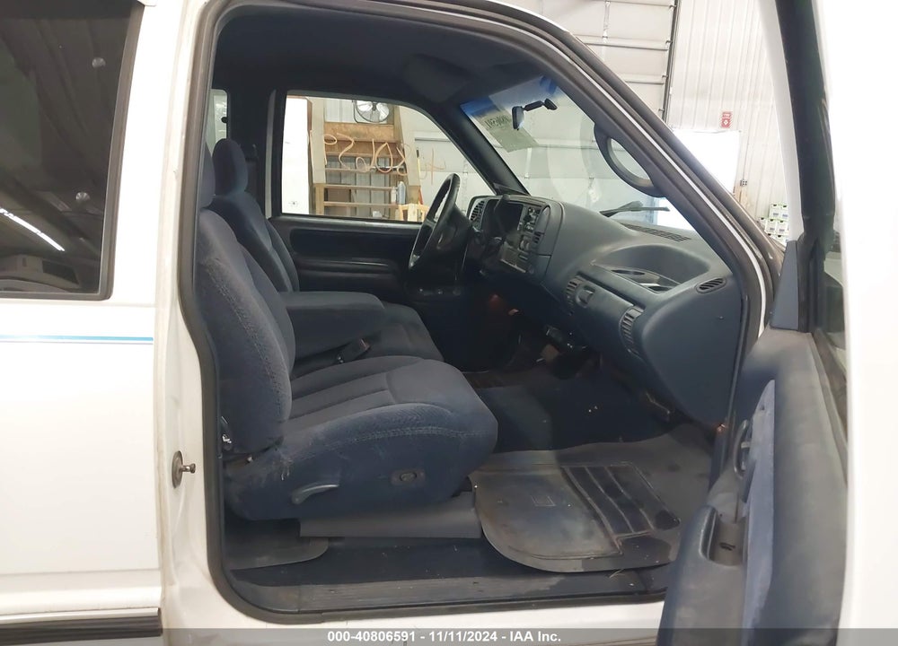 1996 CHEVROLET GMT-400 C1500 VIN: 1GCEC19M5TE118450