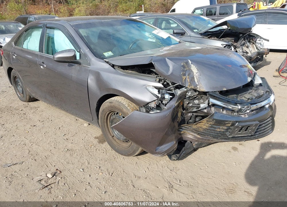 2017 TOYOTA CAMRY LE VIN: 4T1BF1FKXHU652260