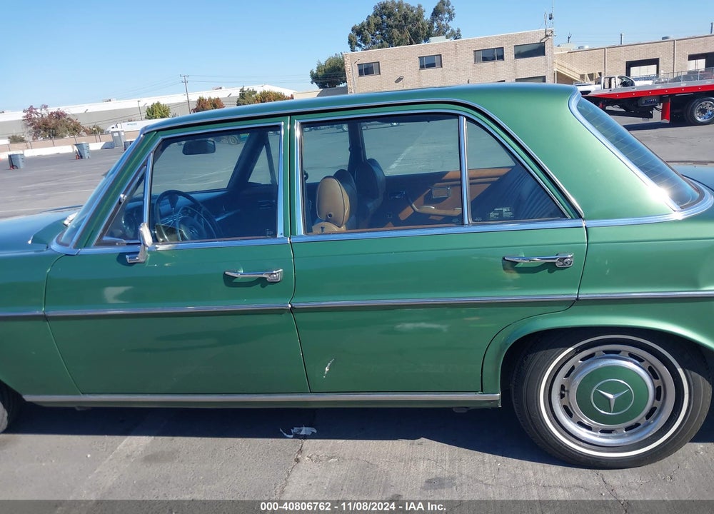 1972 BENZ 280SE VIN: 280SE006112