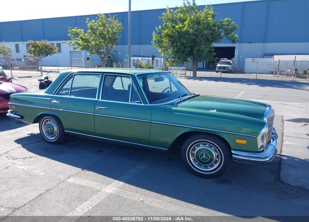 1972 BENZ 280SE VIN: 280SE006112