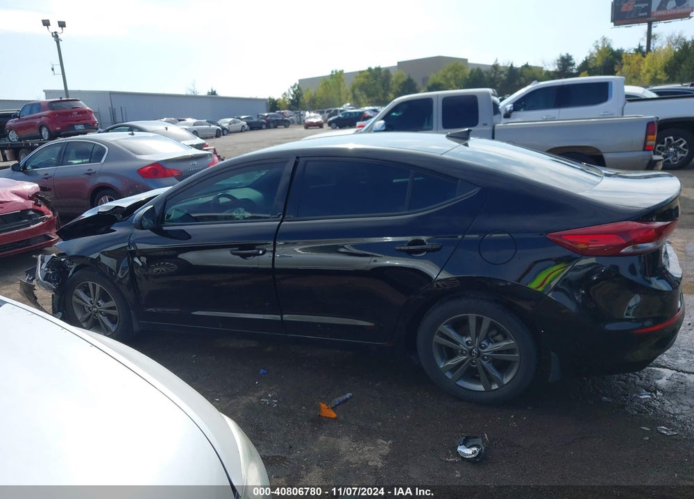 2018 HYUNDAI ELANTRA SEL VIN: 5NPD84LF8JH326585