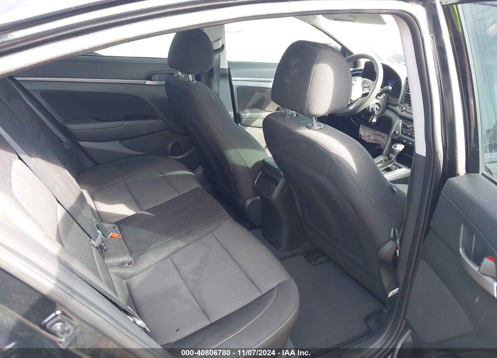 2018 HYUNDAI ELANTRA SEL VIN: 5NPD84LF8JH326585