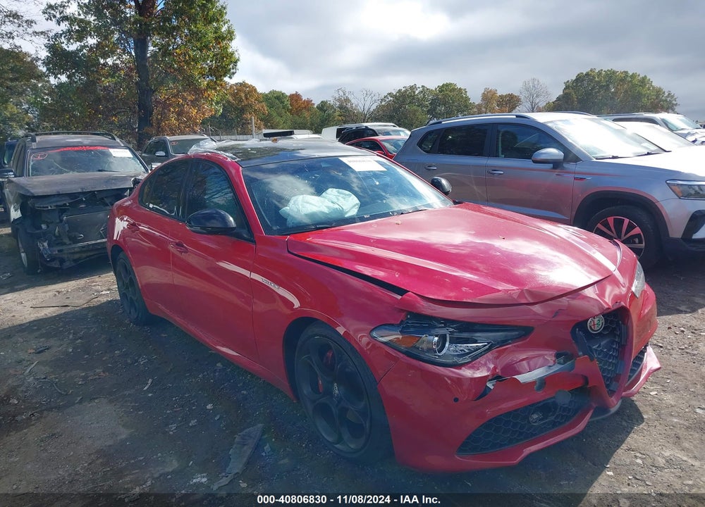 2022 ALFA ROMEO GIULIA VELOCE TI RWD VIN: ZARFAMBN4N7660523