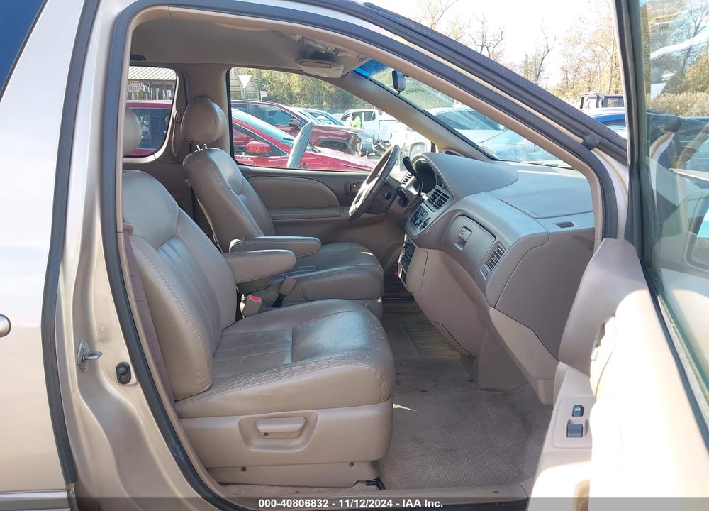 2002 TOYOTA SIENNA VIN: 4T3ZF13C52U503314