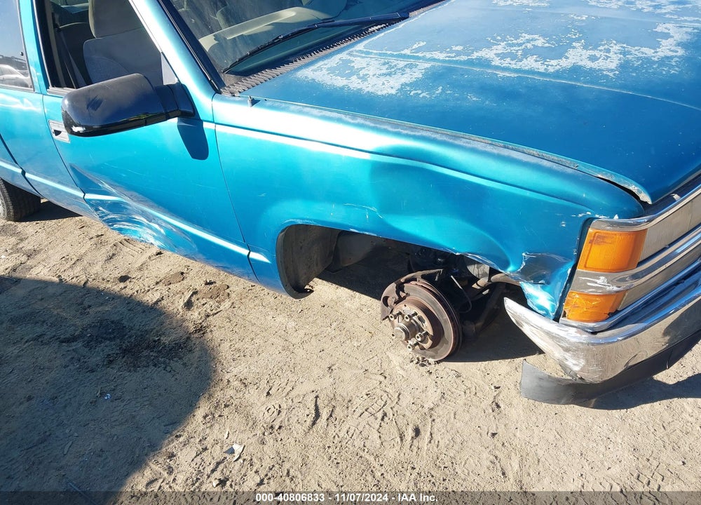 1997 CHEVROLET C1500 FLEETSIDE VIN: 1GCEC19R0VE261076