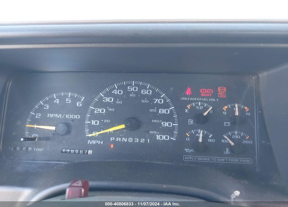1997 CHEVROLET C1500 FLEETSIDE VIN: 1GCEC19R0VE261076