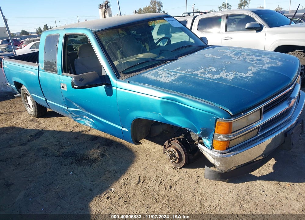 1997 CHEVROLET C1500 FLEETSIDE VIN: 1GCEC19R0VE261076