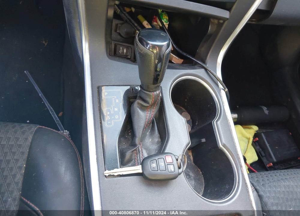 2015 TOYOTA CAMRY SE VIN: 4T1BF1FK8FU883249