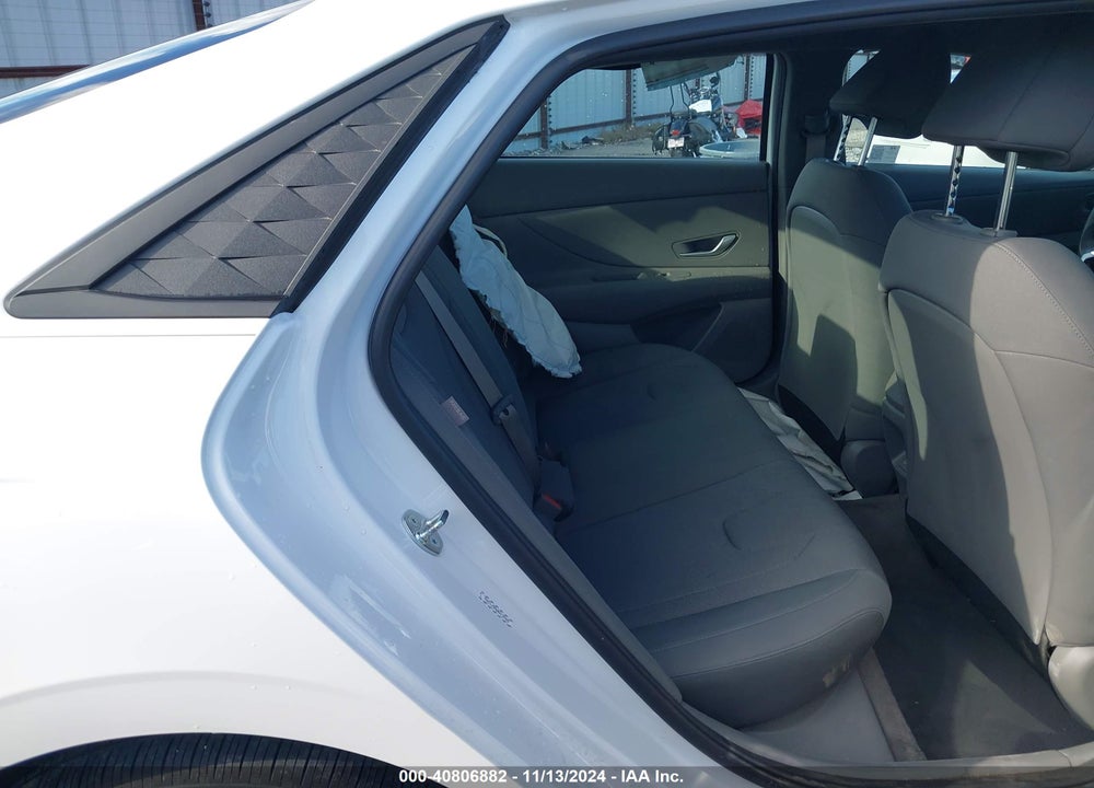 2024 HYUNDAI ELANTRA VIN: KMHLL4DG6RU716325