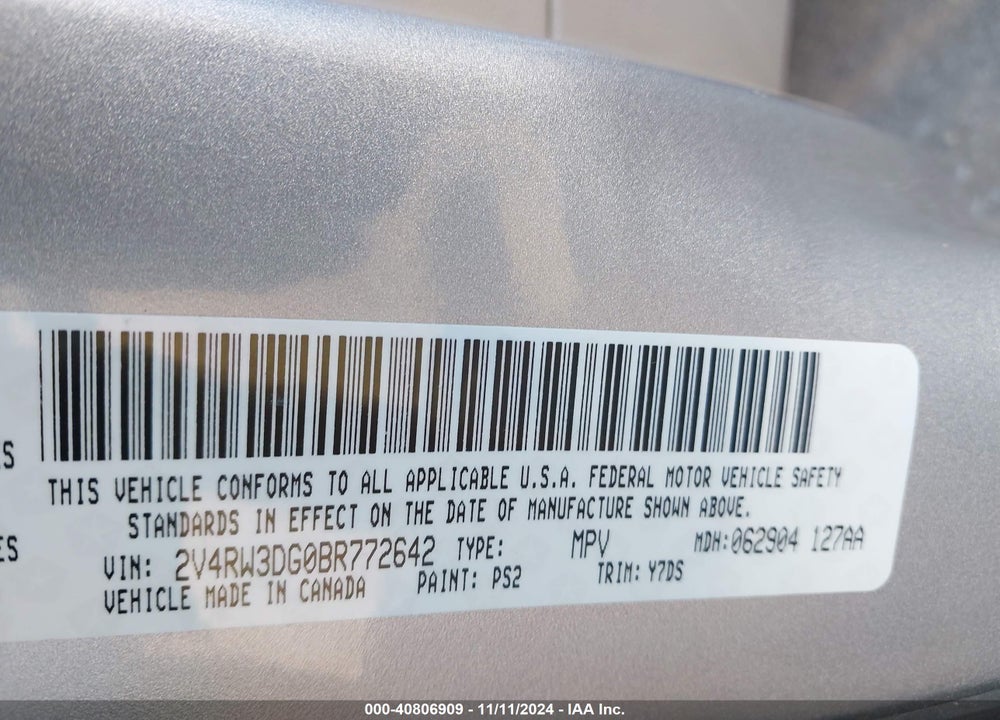 2011 VOLKSWAGEN ROUTAN SE VIN: 2V4RW3DG0BR772642