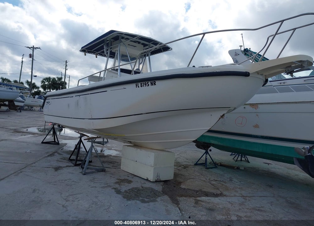 1999 BOSTON WHALER OTHER VIN: BWCAJ264I899