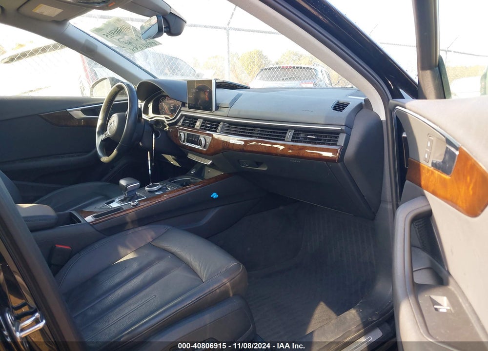 2018 AUDI A4 2.0T PREMIUM VIN: WAUENAF4XJN020121