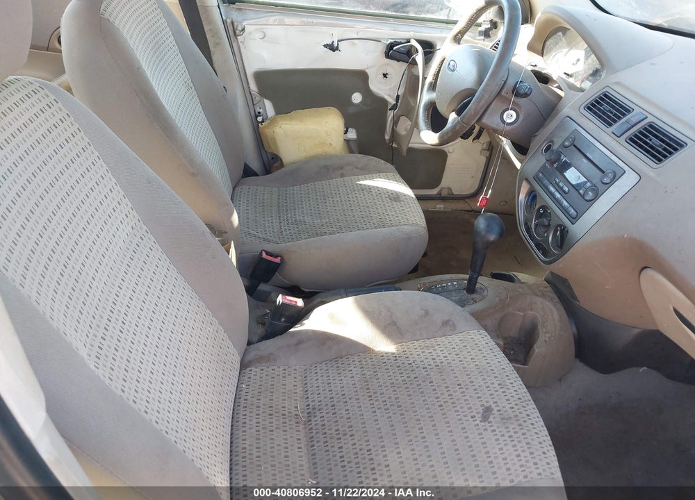 2006 FORD FOCUS ZX4 VIN: 1FAFP34N86W127488