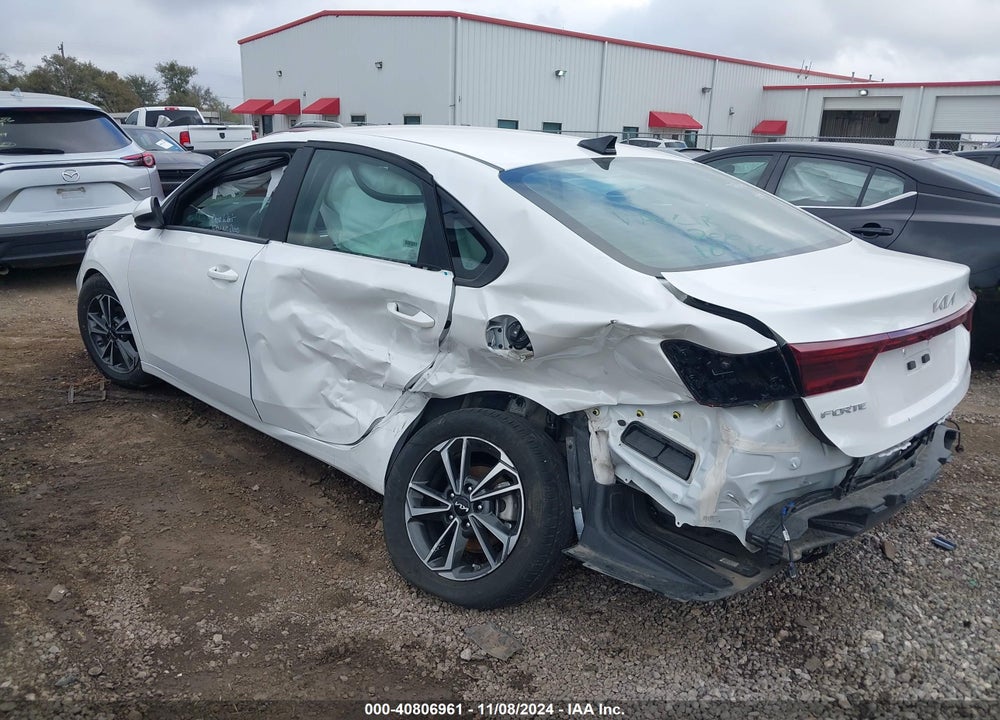 2024 KIA FORTE LXS VIN: 3KPF24AD1RE751903