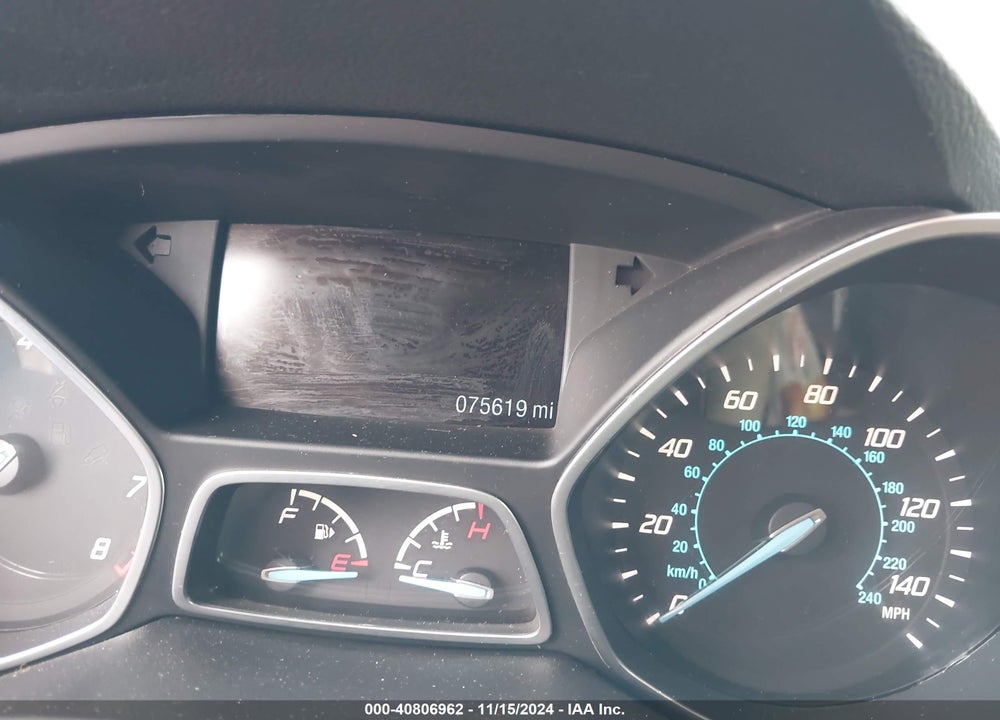 2015 FORD ESCAPE VIN: 1FMCU0J90FUB24555
