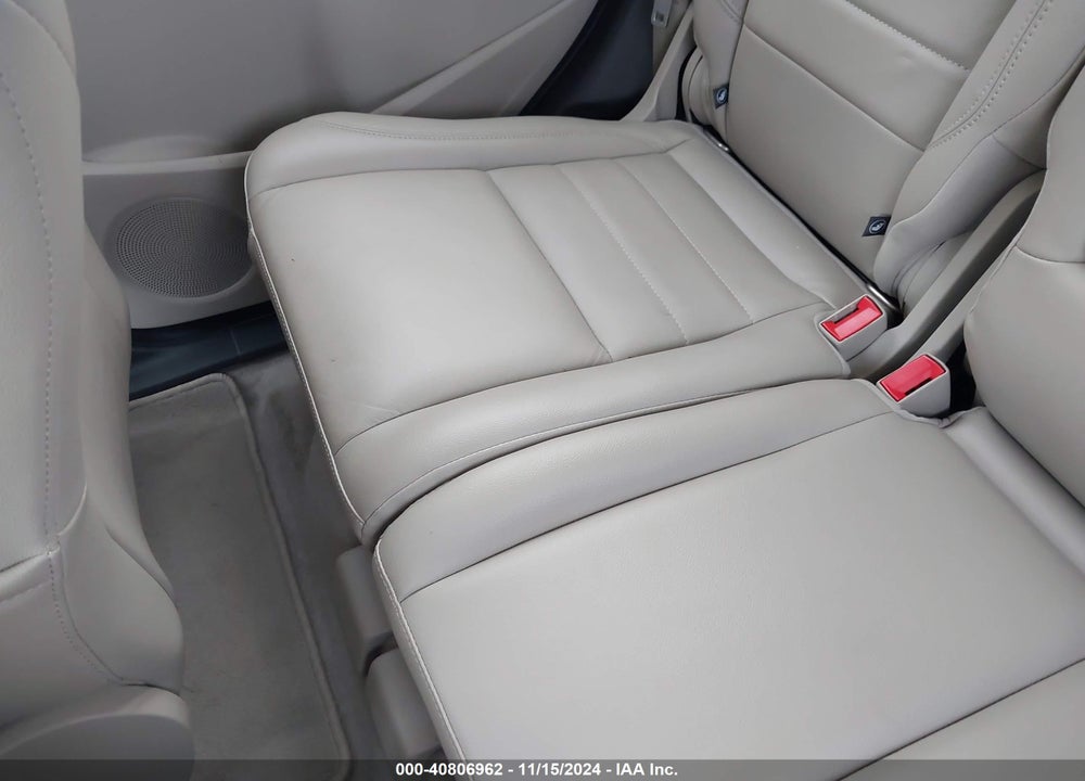 2015 FORD ESCAPE VIN: 1FMCU0J90FUB24555
