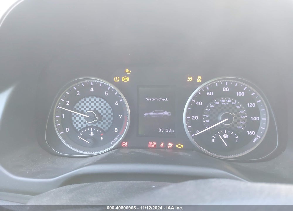 2019 HYUNDAI ELANTRA VIN: 5NPD84LF4KH418293