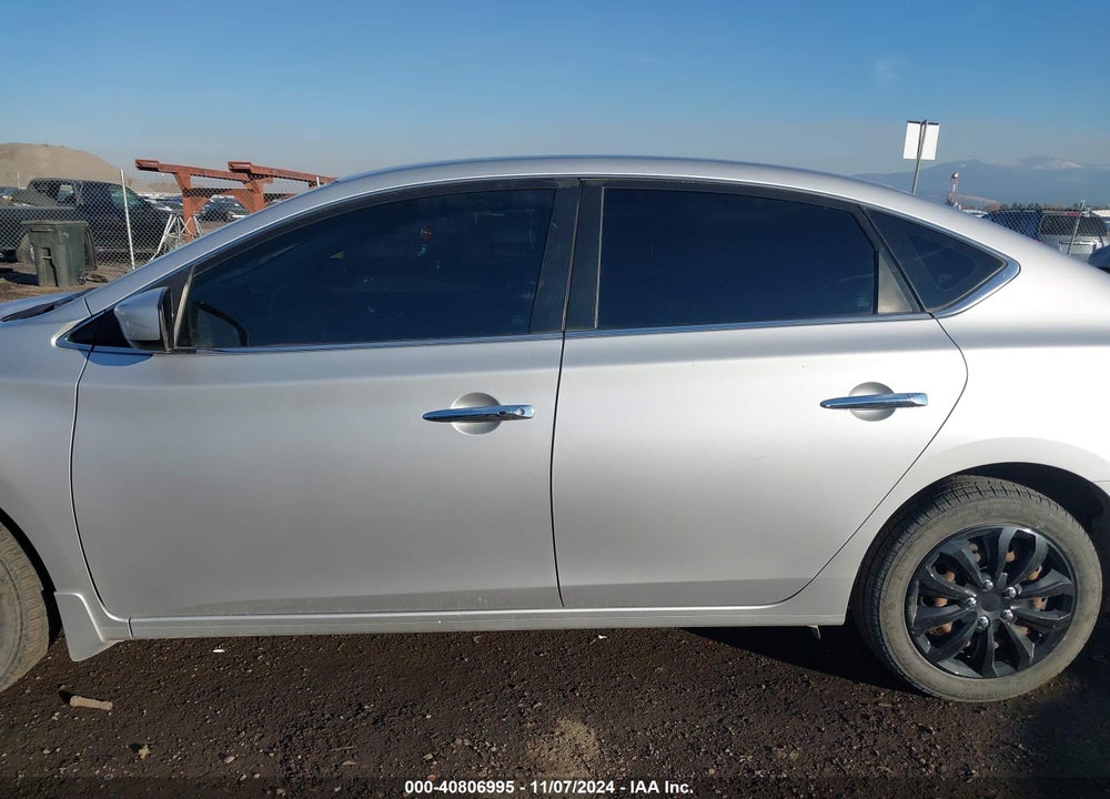 2017 NISSAN SENTRA SV VIN: 3N1AB7AP3HY372911