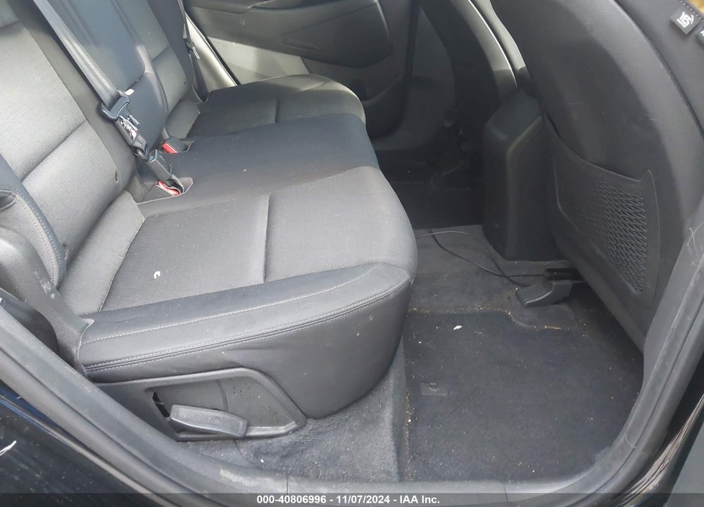 2017 HYUNDAI TUCSON SE VIN: KM8J23A45HU342299