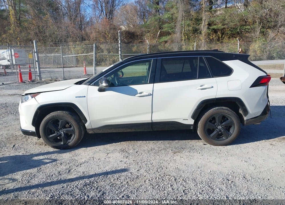 2019 TOYOTA RAV4 HYBRID XSE VIN: JTMEWRFV3KD509684