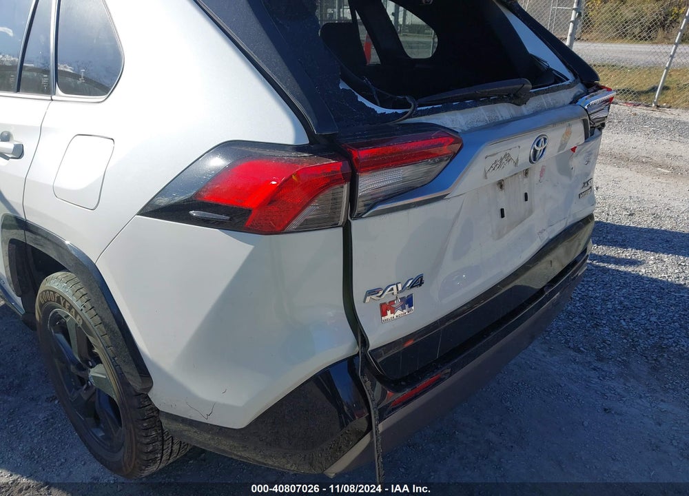 2019 TOYOTA RAV4 HYBRID XSE VIN: JTMEWRFV3KD509684