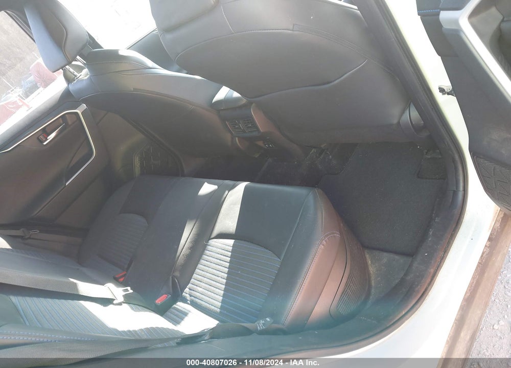 2019 TOYOTA RAV4 HYBRID XSE VIN: JTMEWRFV3KD509684