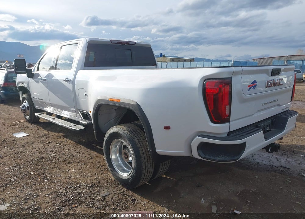 2021 GMC SIERRA 3500HD 4WD  LONG BED DENALI VIN: 1GT49WEY9MF106507