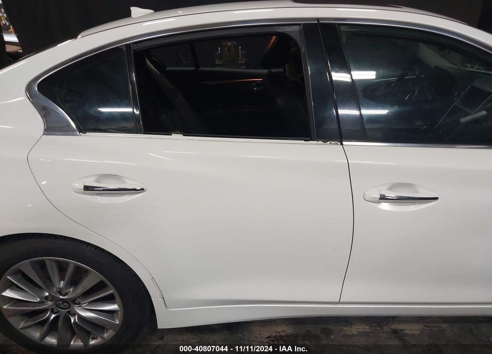 2018 INFINITI Q50 3.0T LUXE VIN: JN1EV7AR5JM430293