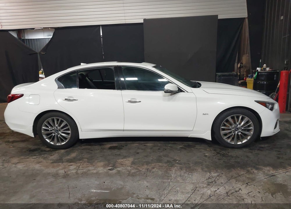 2018 INFINITI Q50 3.0T LUXE VIN: JN1EV7AR5JM430293