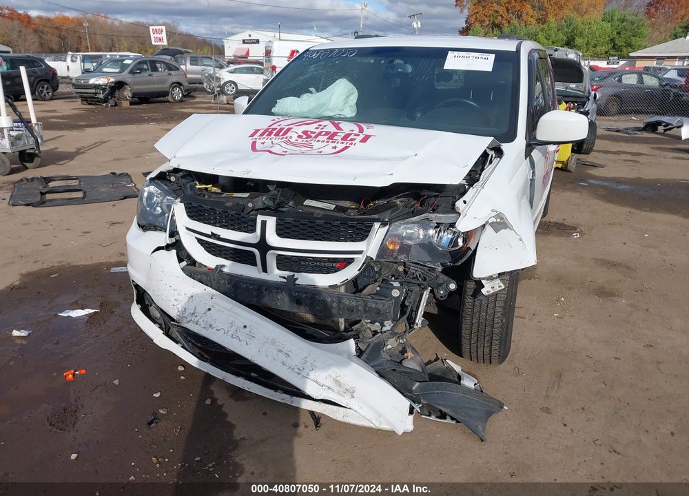 2017 DODGE GRAND CARAVAN VIN: 2C4RDGEG8HR766036