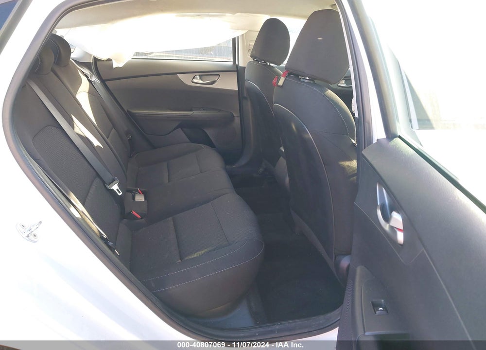 2021 KIA FORTE LXS VIN: 3KPF24AD2ME312881